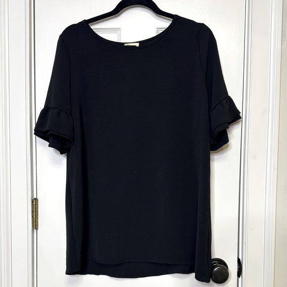 BiBi Black Flutter Sleeve Blouse with Ruffled Style - Picture 1 of 6